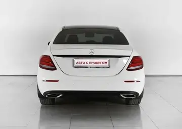 Mercedes benz E-Класс Вид 4