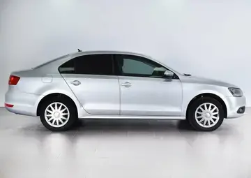Volkswagen Jetta Вид 5