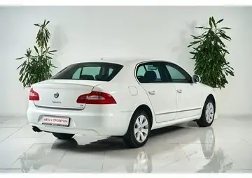 Skoda Superb Вид 4