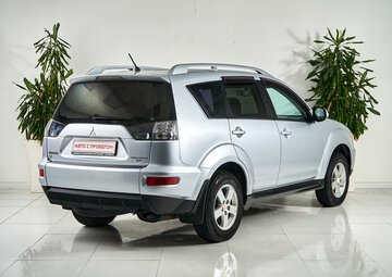 Mitsubishi Outlander Вид 5